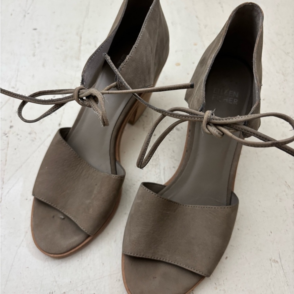 Eileen Fisher Women's Gray Lace-Up Heels